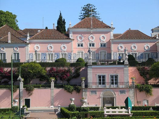File:Residences Portugal Belem Palace.png