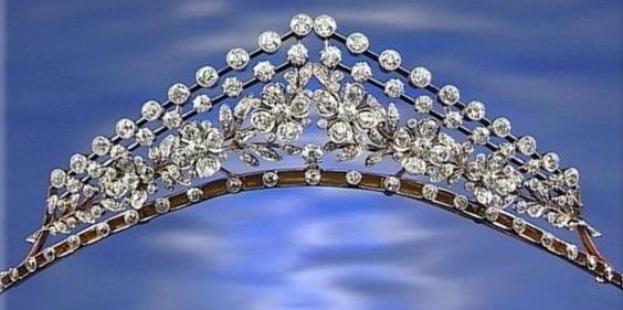 File:Tiaras Finland Elena Diamond Tiara.jpg