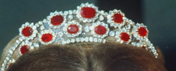 File:Tiaras Monaco Diamond and Ruby Tiara.jpg