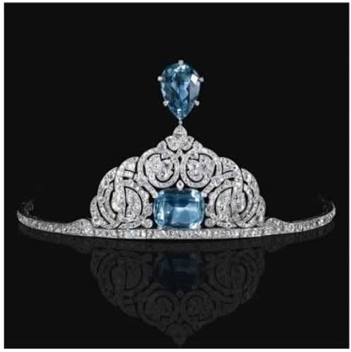 File:Tiaras Russia Aquamarine Tiara.jpg