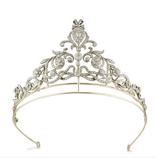 File:Tiaras Romania Sophie Diamond Floral Tiara.jpg
