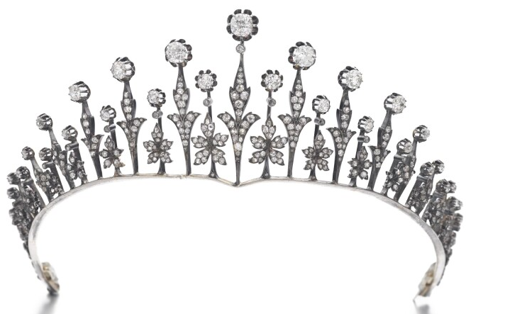 File:Tiaras Waldeck and Pyrmont Diamond Tiara.png