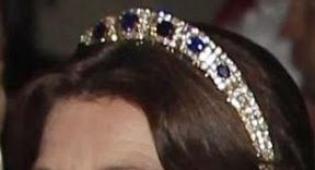 File:Tiaras Monaco Sapphire Necklace Tiara.jpg