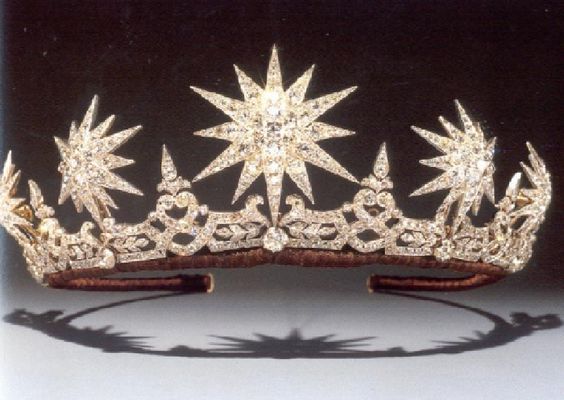 File:Tiaras Liechtenstein Star Tiara.jpg