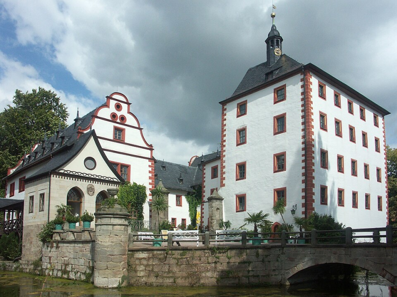 File:Residences Schwarzburg Kochberg Castle.png