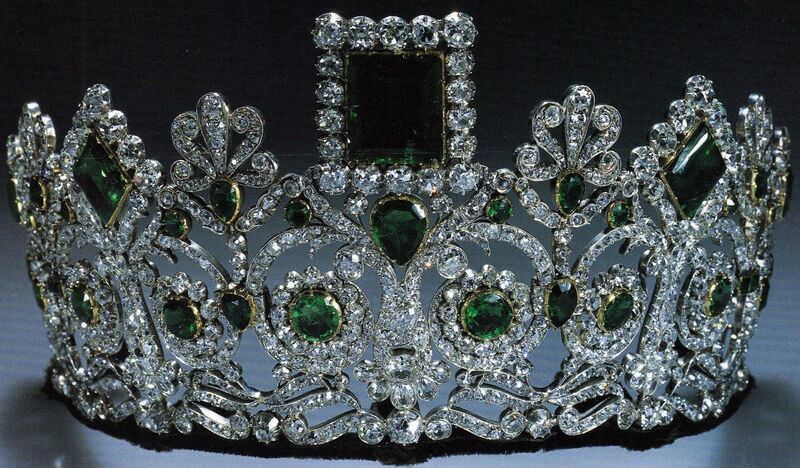File:Tiaras Norway Norwegian Emerald Tiara.jpg