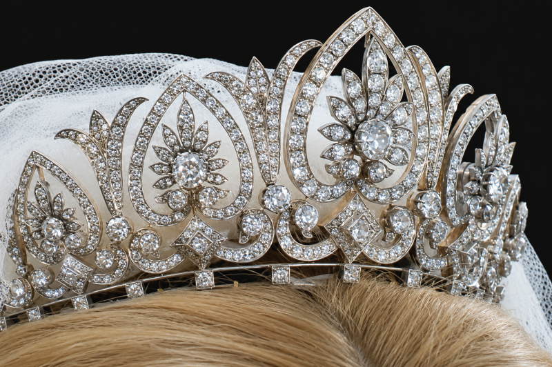 File:Tiaras Schaumburg-Lippe Schaumburg-Lippe Tiara.png