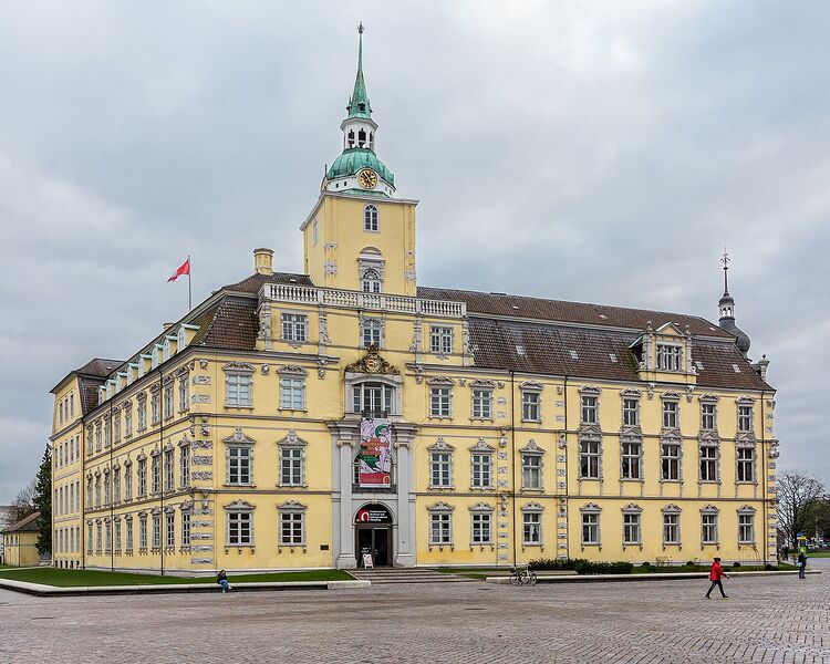 File:Residences Oldenburg Schloss Oldenburg.jpg