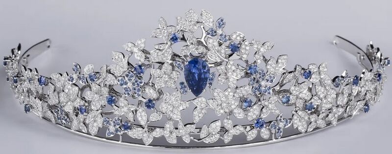 File:Tiaras Denmark Nuits Claires Tiara.jpg