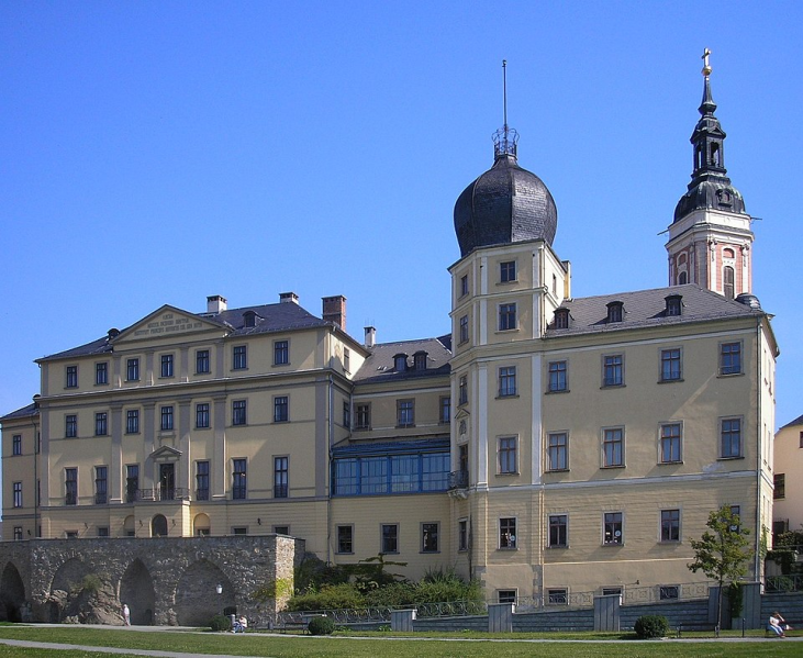 File:Residences Reuss Lower Castle.png