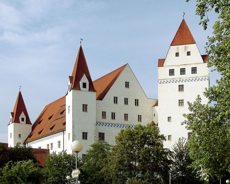 File:Residences Bavaria New Castle.jpg
