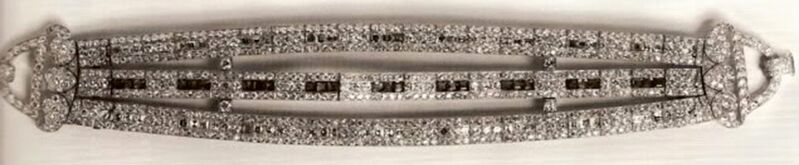 File:Tiaras United Kingdom Cartier Bracelet Bandeau.jpg