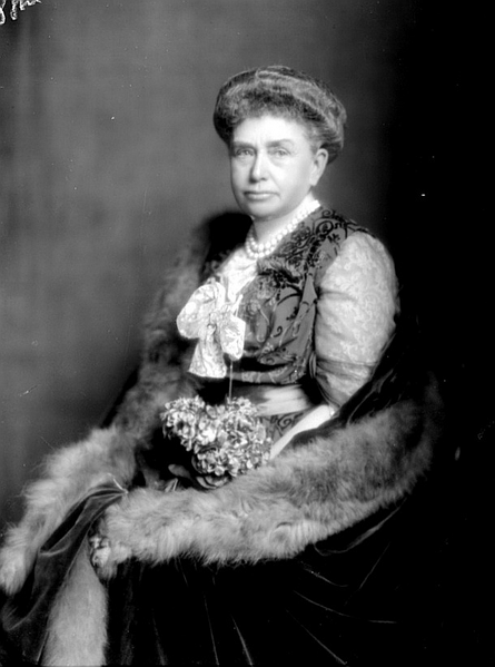 File:Bourbon-Parma Alice.png
