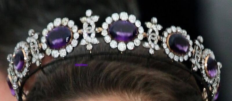File:Tiaras Sweden Swedish Amethyst Tiara.jpg