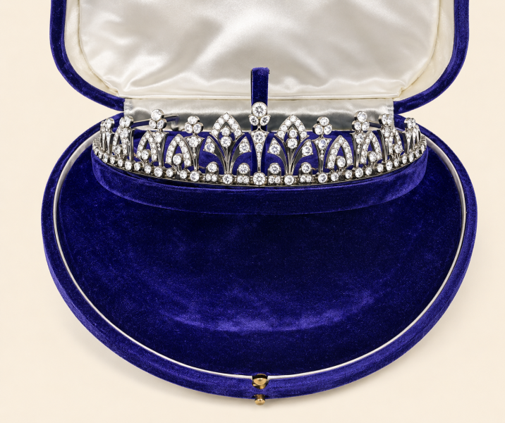File:Tiaras Liechtenstein Georgina Diamond Tiara.png