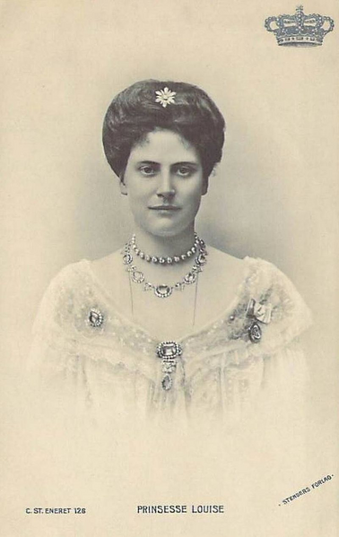 File:Glucksburg Louise.png