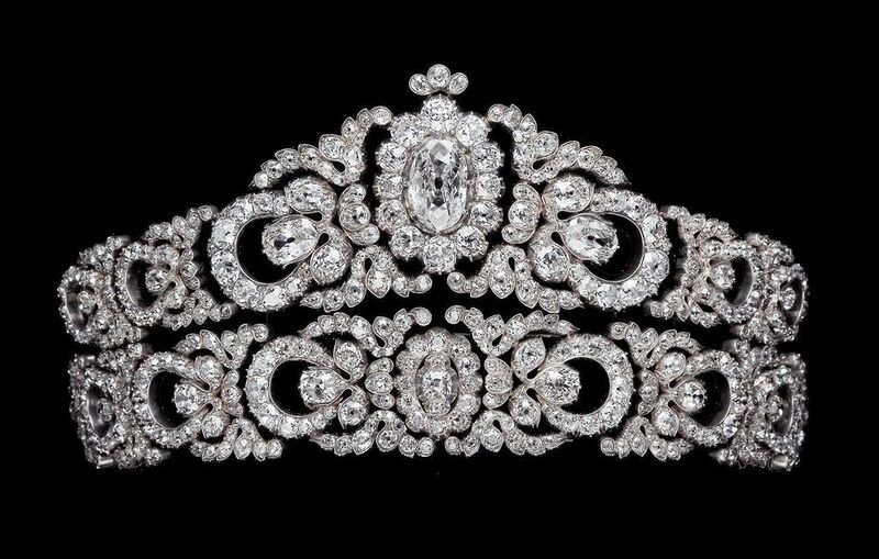 File:Tiaras Austria Diamond Tiara.jpg