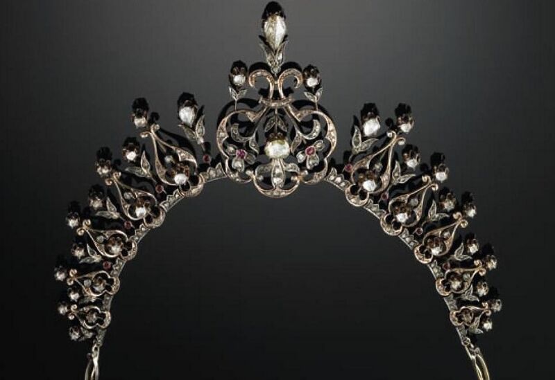 File:Tiaras Denmark Edwardian Spinel Tiara.jpg