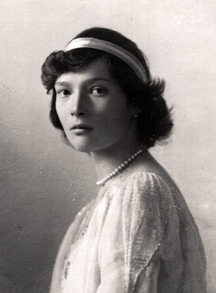 File:Romanov Tatiana.png