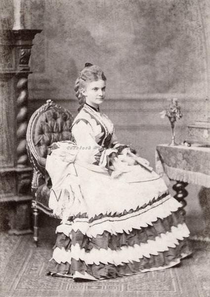 File:Saxe-Meiningen Marie Elisabeth.png